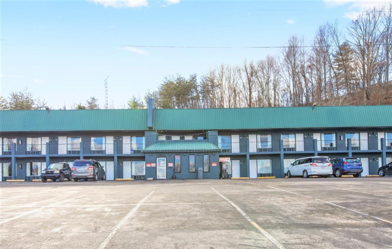 Oyo Hotel Mt Vernon Ky - Renfro Valley I-75 Mount Vernon Екстер'єр фото